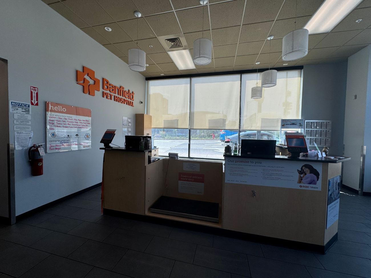 Lobby of Banfield Pet Hospital - Chicago South Loop