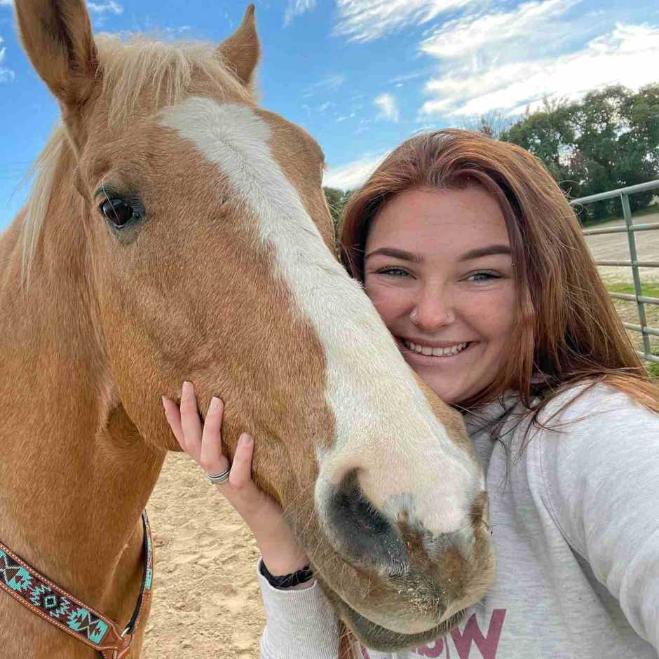 Profile picture of Holley Buesse, Veterinary Technician