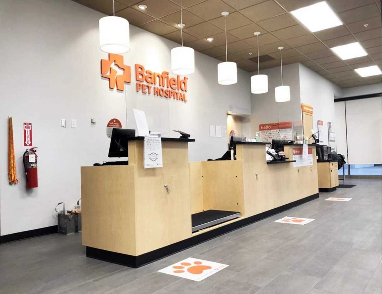 The lobby of the Banfield Pet Hospital